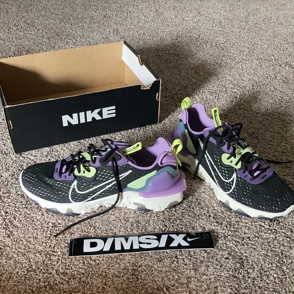 Nike React Vision Dimsix